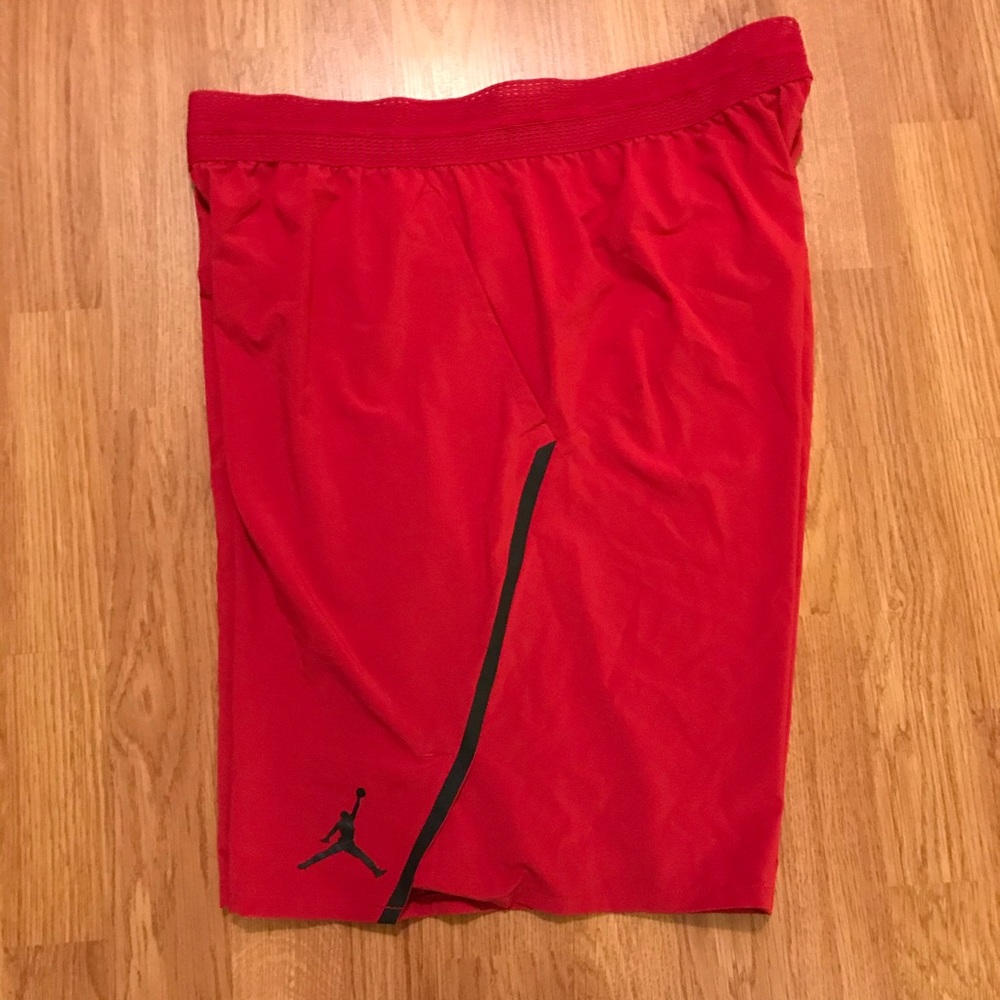🔥Men’s Air Jordan Nike Red Shorts